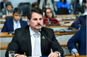 Deputado de SP quer processo disciplinar para senador Do Val