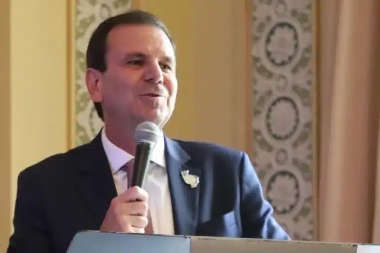 Eduardo Paes diz estar em pré-campanha para o governo do Rio