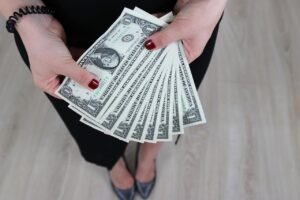 Pedidos de auxílio-desemprego nos EUA sobem a 200 mil